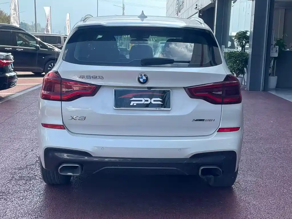 BMW X3 2019 — фото 14
