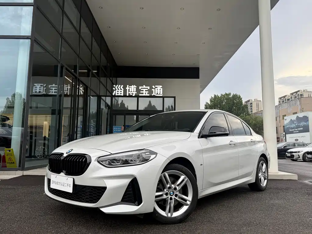 BMW 1 Series 2021