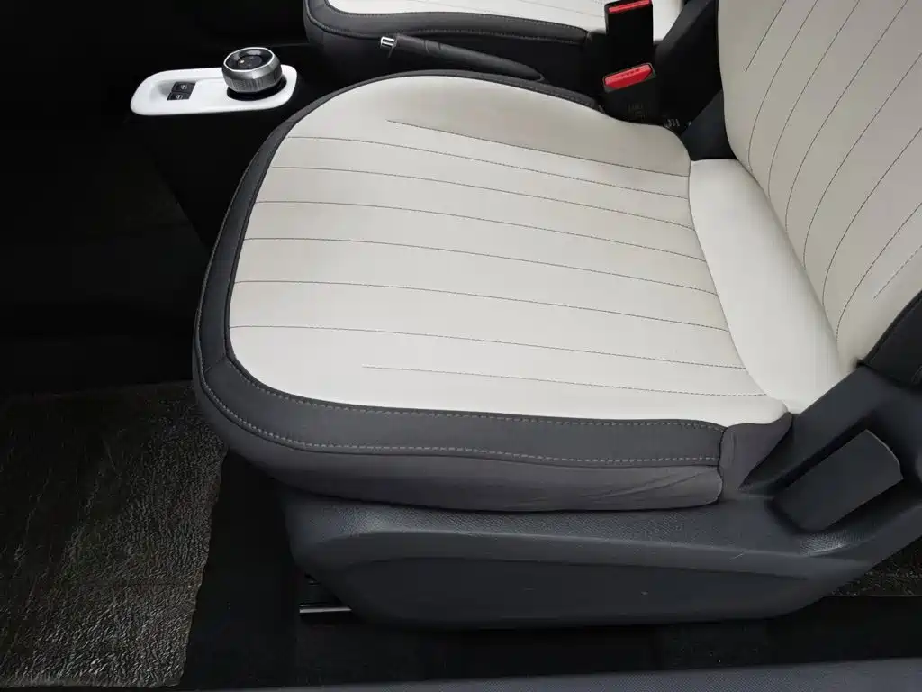 Geely Galaxy Panda 2025 — фото 20