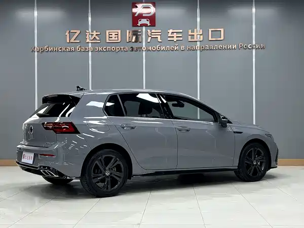 Volkswagen Golf 2022