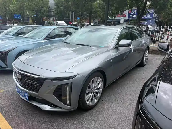 Cadillac CT6 2025