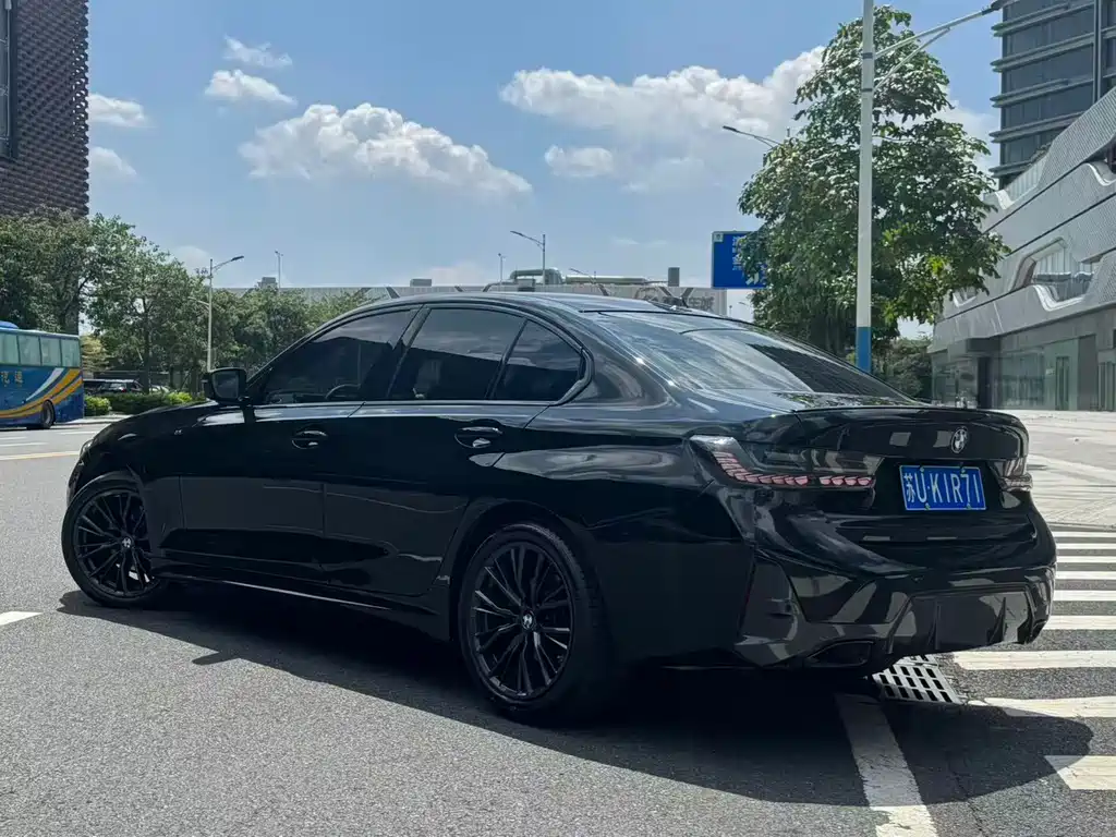 BMW 3 Series 2024