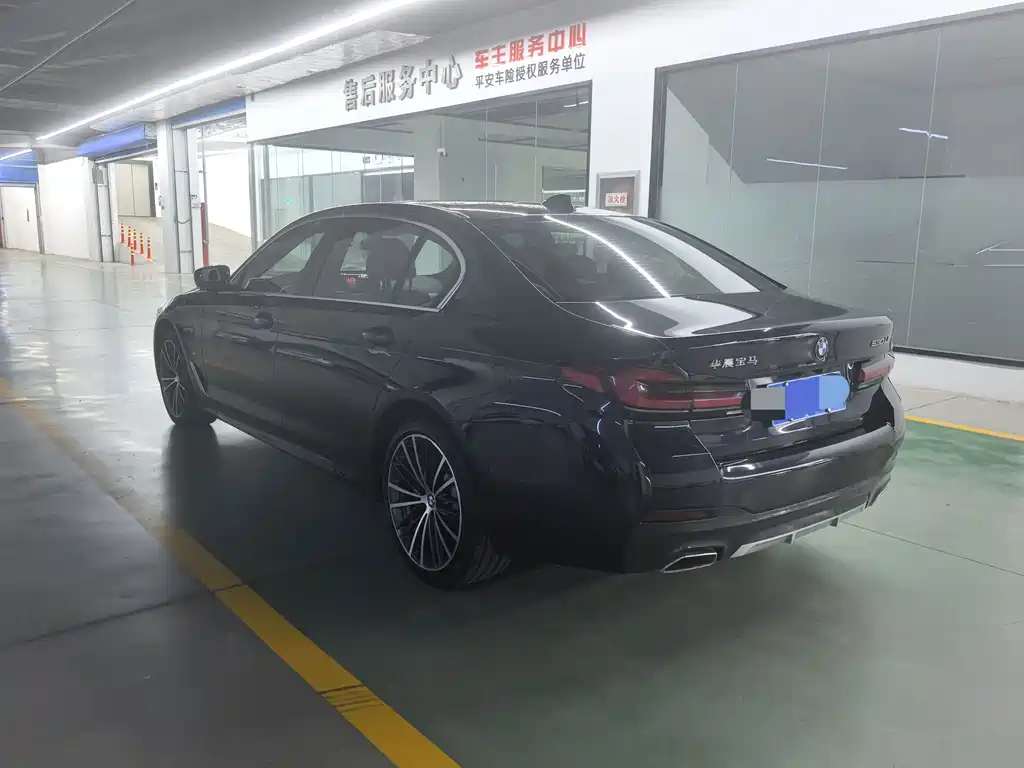 BMW 5 Series 2023