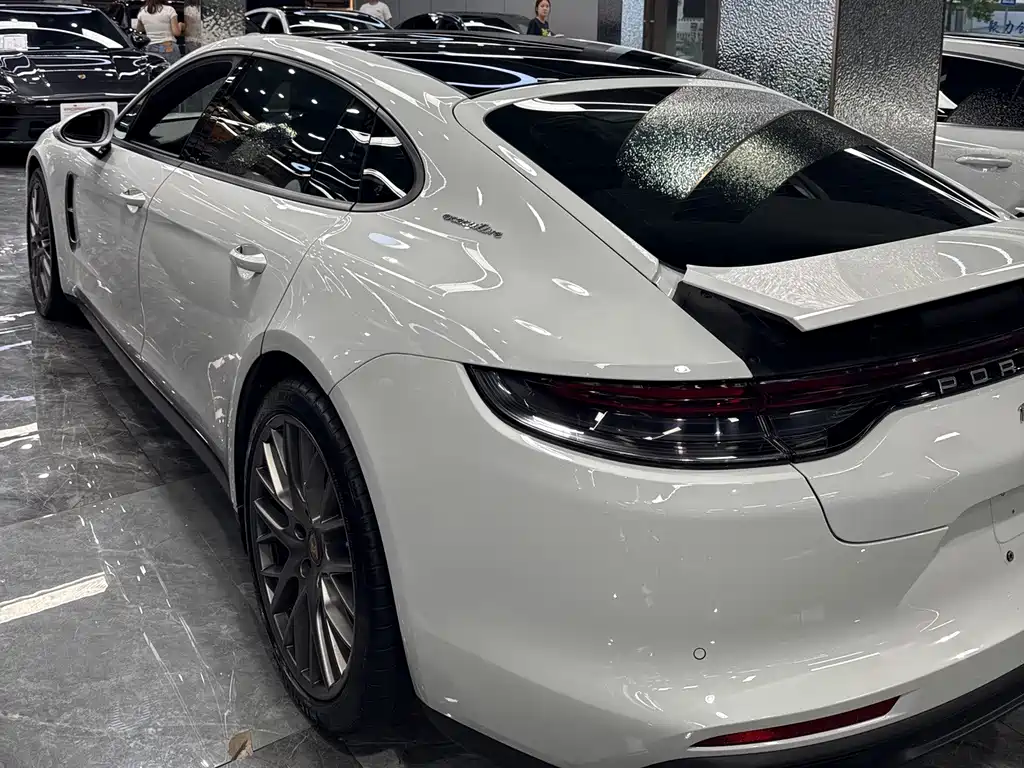Porsche Panamera 2023 — фото 15