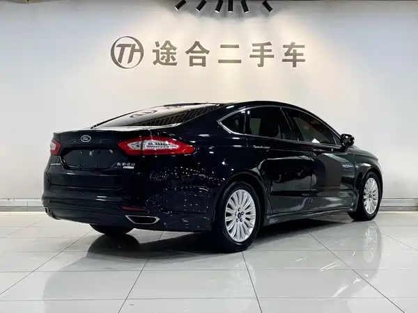 Ford Mondeo 2014