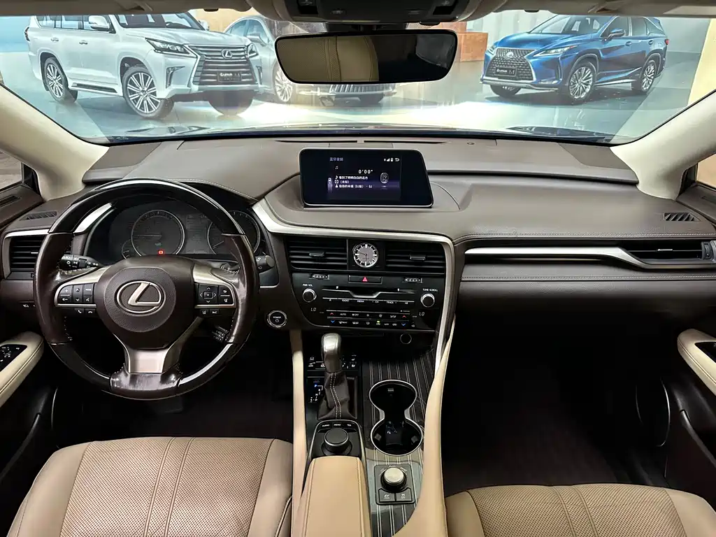Lexus RX 2017 — фото 17