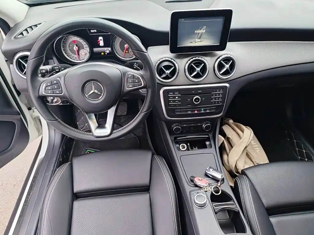 Mercedes-Benz GLA 2017 — фото 10