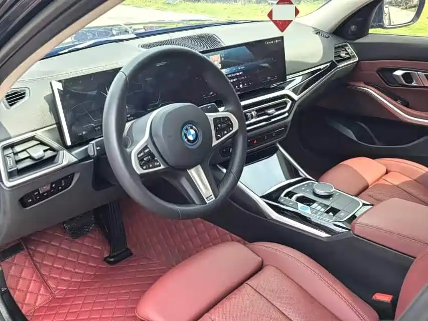 BMW i3 2024
