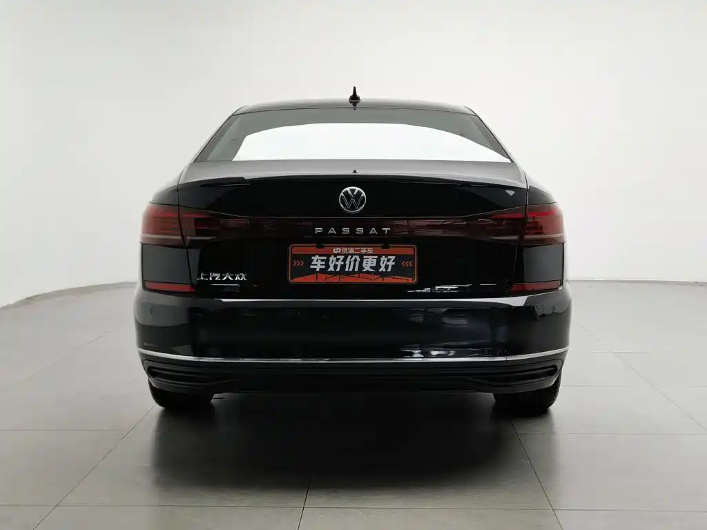 Volkswagen Passat 2025