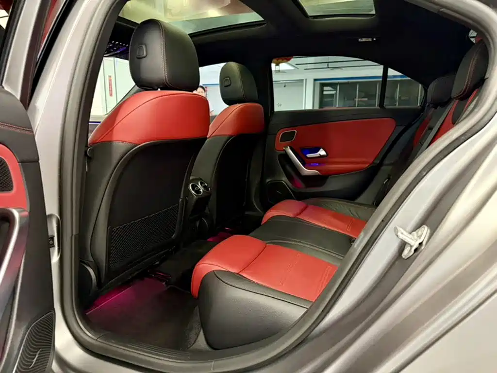 Mercedes-Benz A-Class AMG 2022 — фото 11