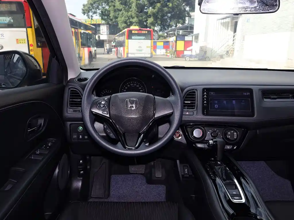 Honda Vezel 2022 — фото 11