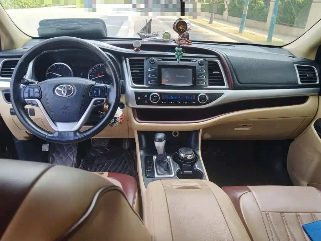 Toyota Highlander 2016 — фото 13