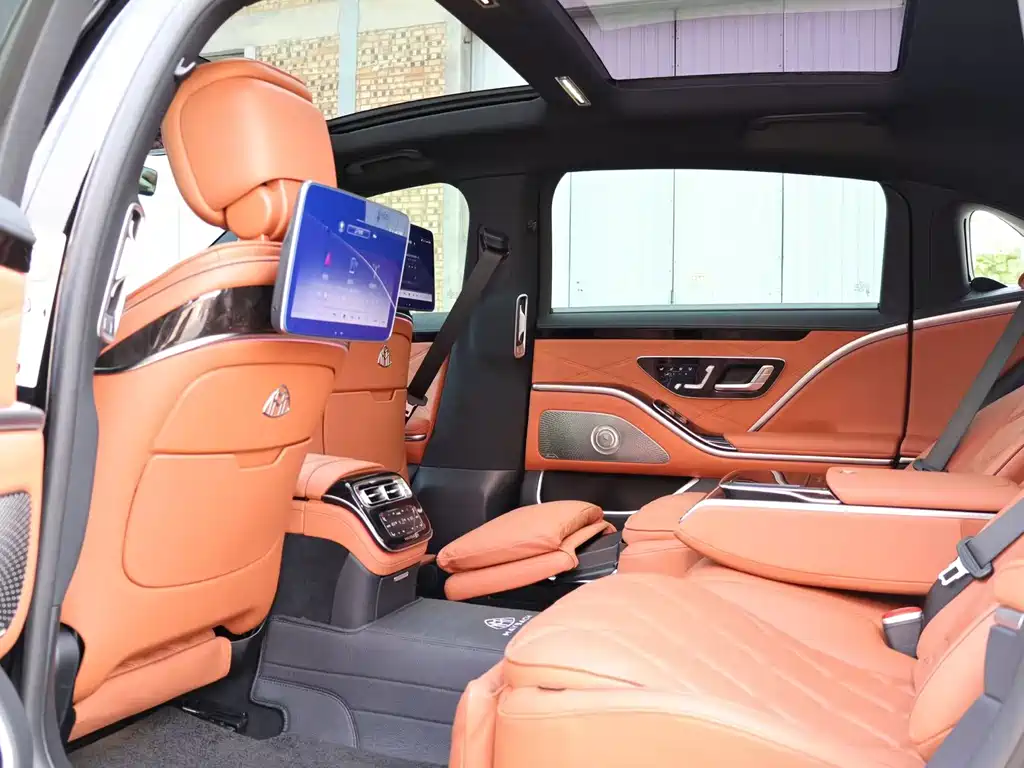 Mercedes-Benz S-Class 2025 — фото 18