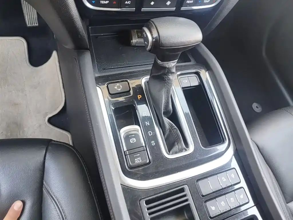 GAC Motor Trumpchi GS8 2018 — фото 14