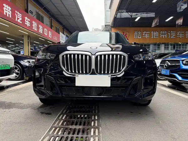 BMW X5 2024