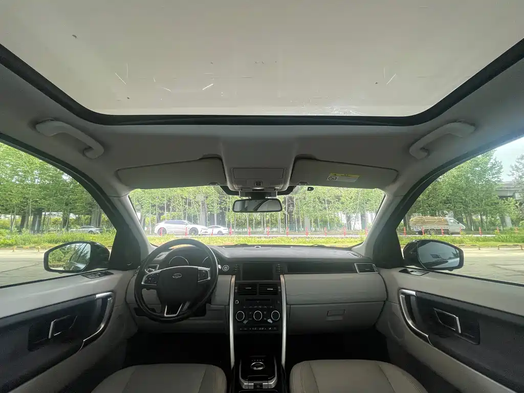 Land Rover Discovery Sport 2015 — фото 14