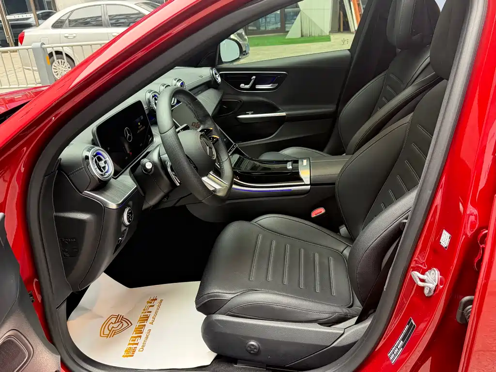 Mercedes-Benz C-Class 2021