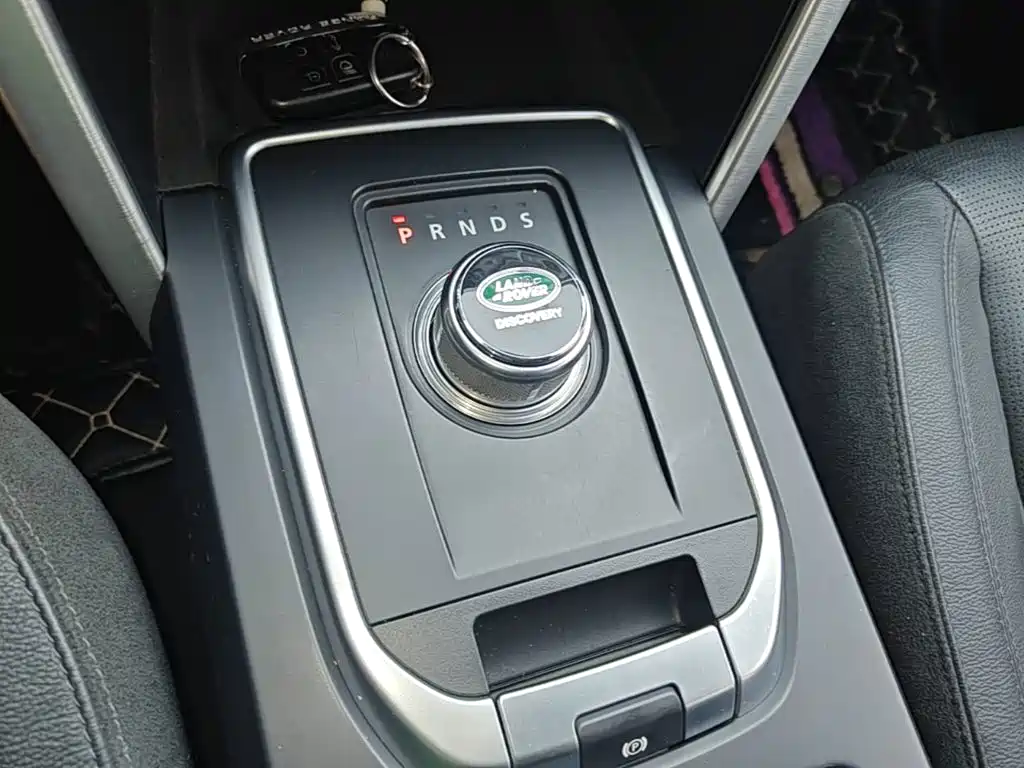 Land Rover Discovery Sport 2016 — фото 14