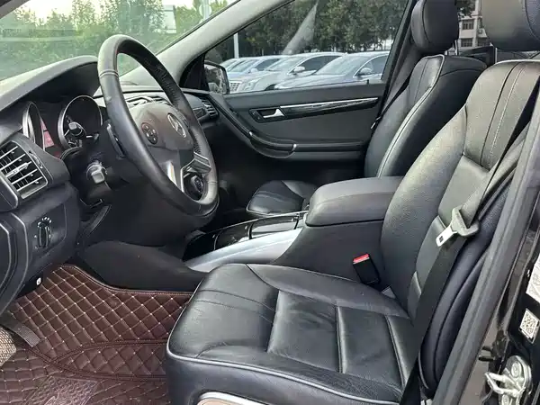 Mercedes-Benz R-Class 2017