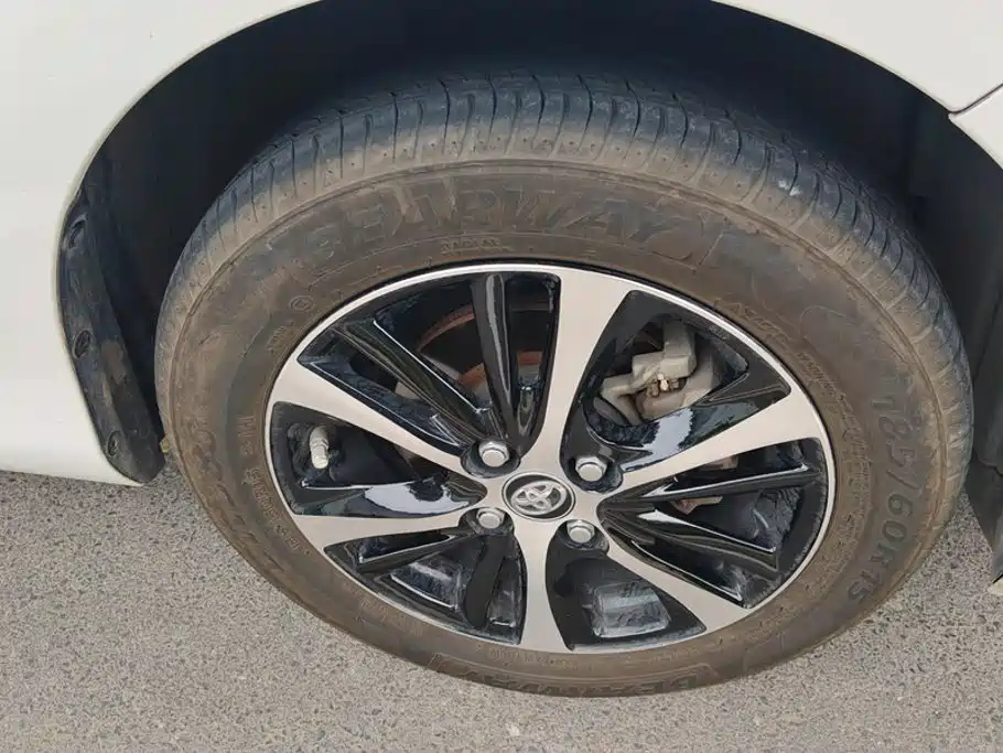 Toyota Yaris L 2018