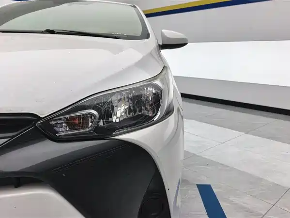Toyota Yaris L 2020