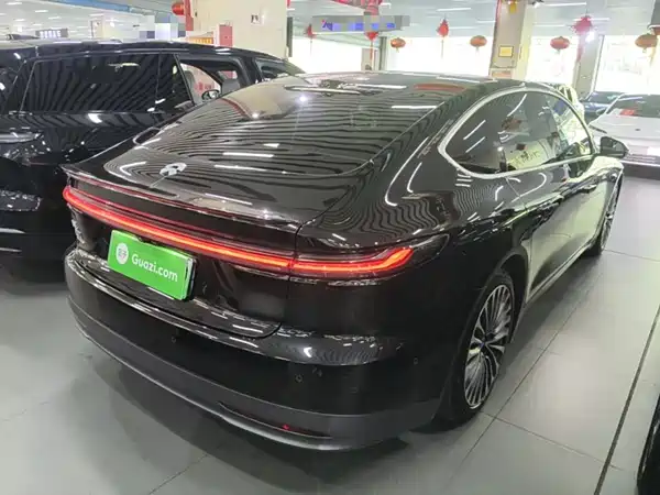 NIO ET7 2022