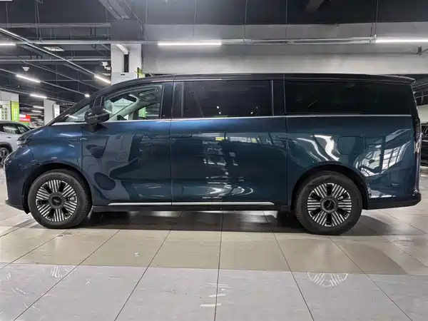 Geely Galaxy Yizhen L380 2025