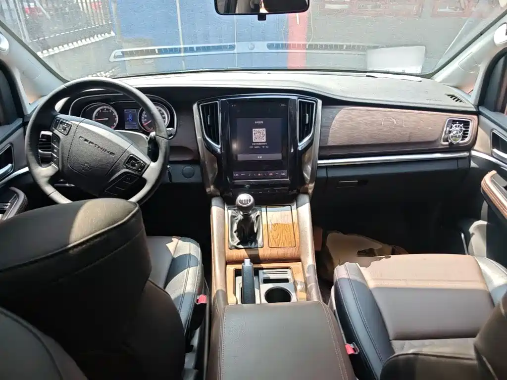 Dongfeng Fengxing M7 2022 — фото 10