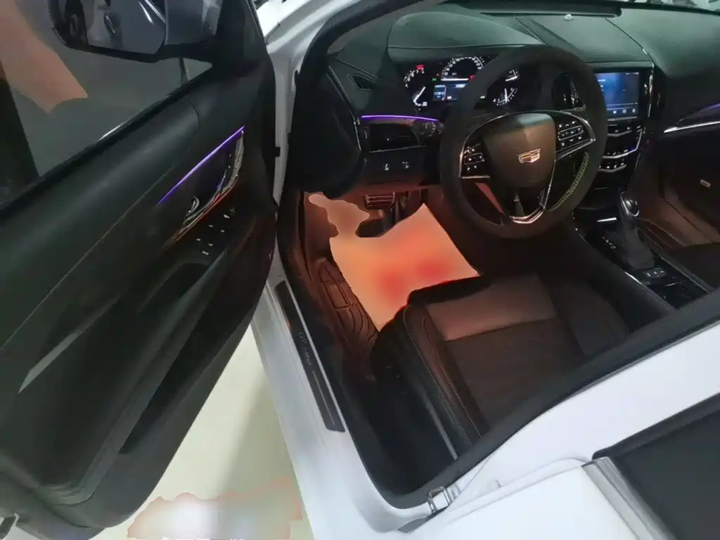 Cadillac ATS-L 2018 — фото 16
