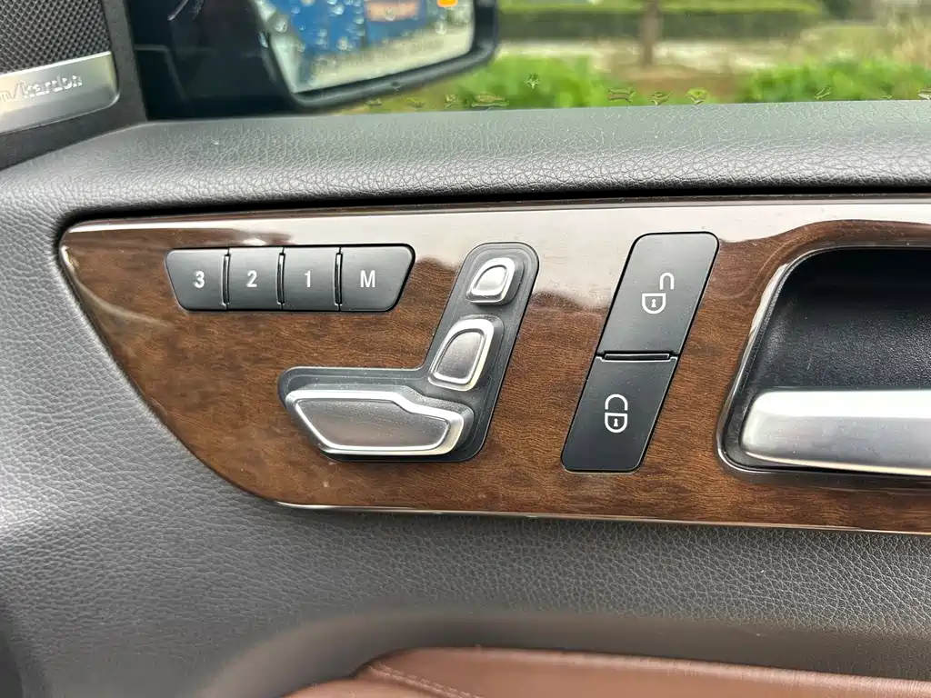 Mercedes-Benz GLS 2020 — фото 24