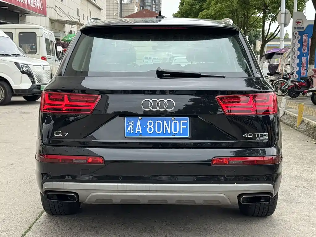 Audi Q7 2016 — фото 16