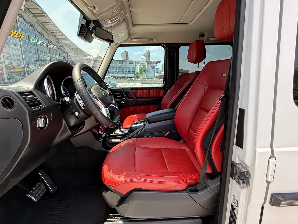 Mercedes-Benz G-Class 2018 — фото 10