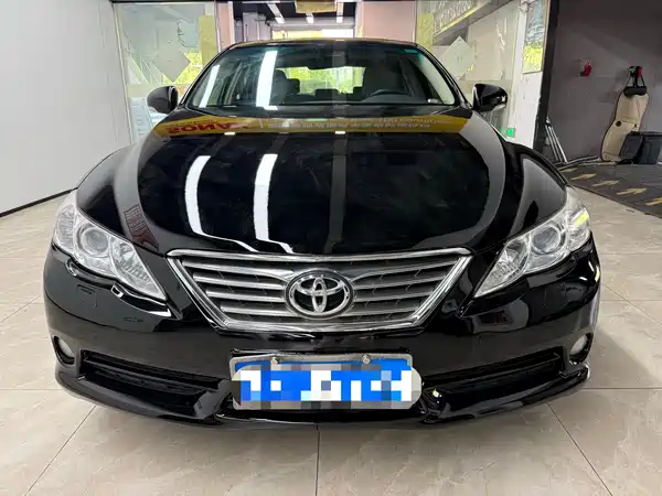 Toyota Reiz 2011