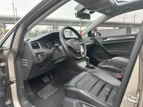 Volkswagen Golf 2015