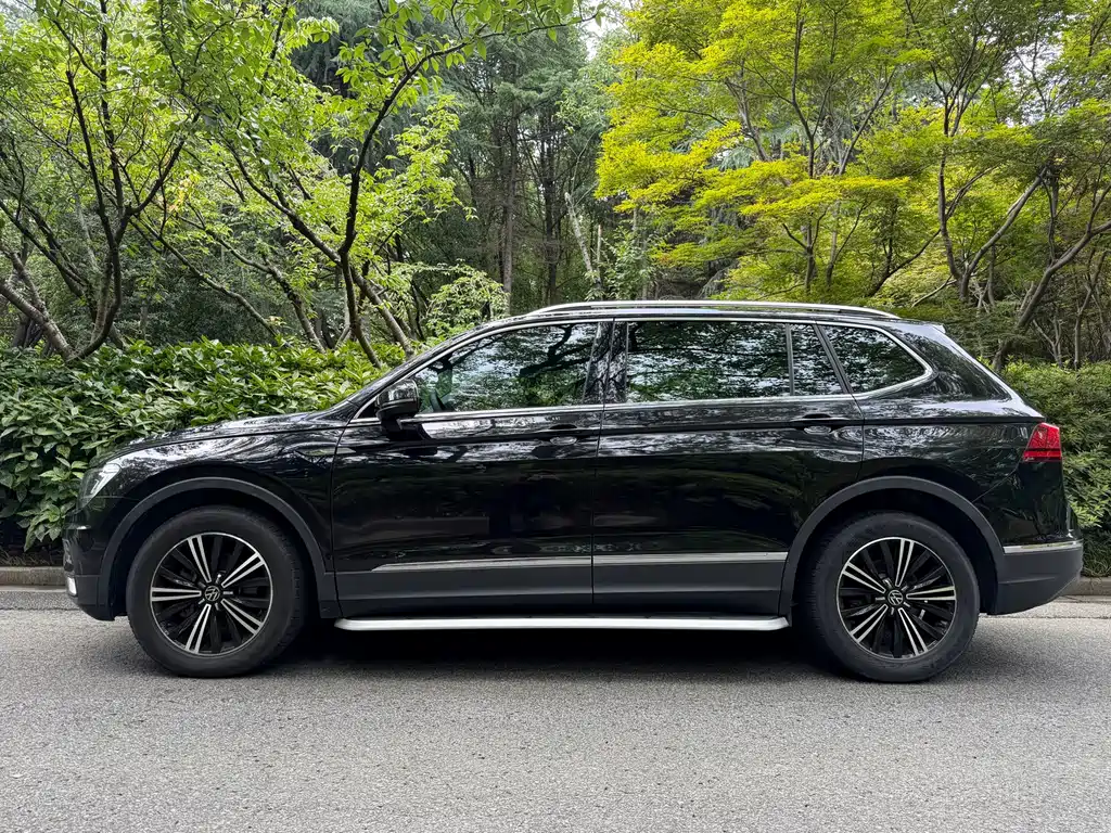 Volkswagen Tiguan L 2021 — фото 14
