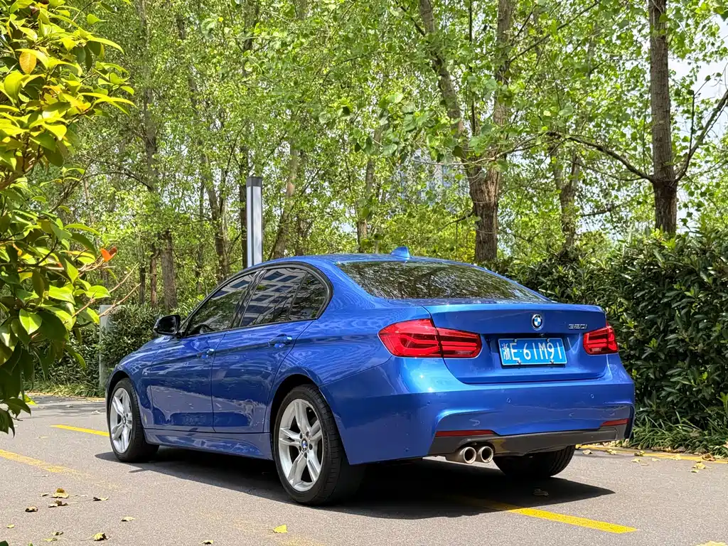 BMW 3 Series 2018 — фото 3