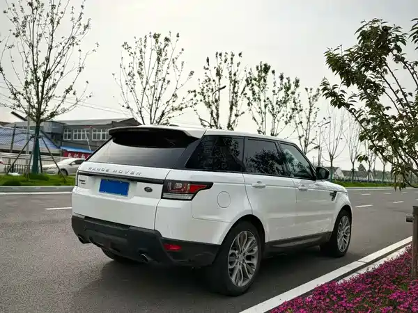 Land Rover Range Rover Sport 2016