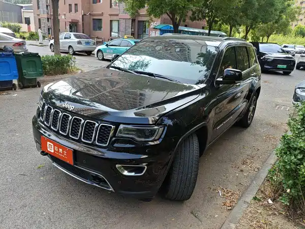 Jeep Grand Cherokee 2021