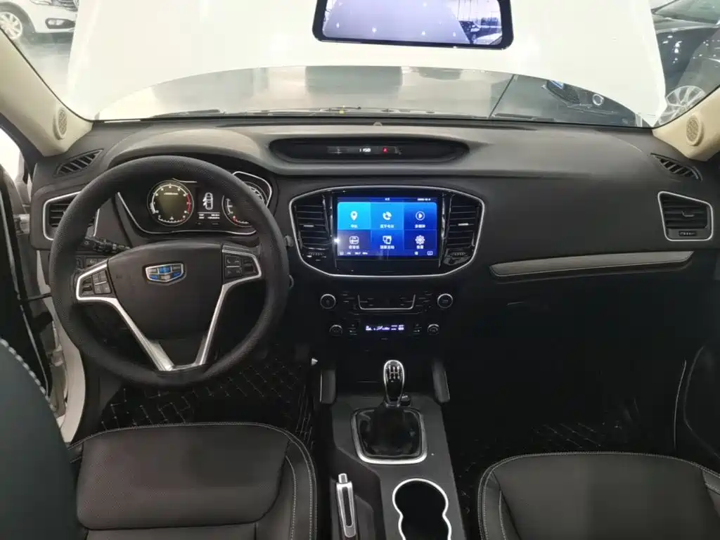 Geely Vision X6 2016 — фото 10