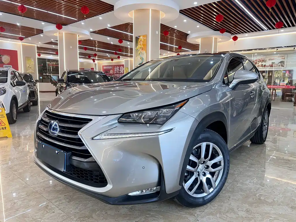 Lexus NX 2015 — фото 1