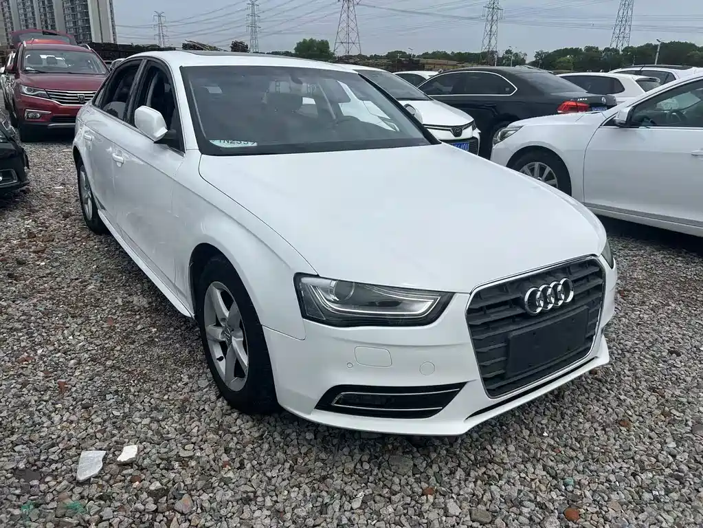Audi A4L 2014