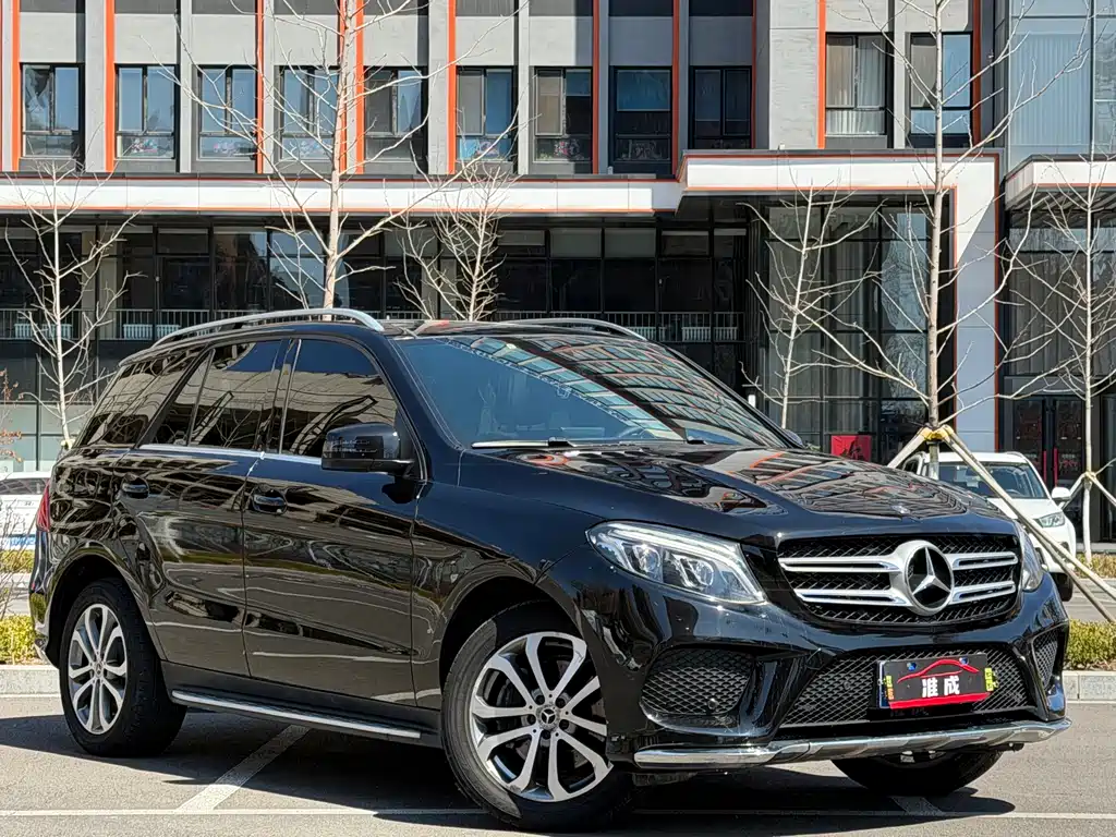Mercedes-Benz GLE 2017 — фото 3
