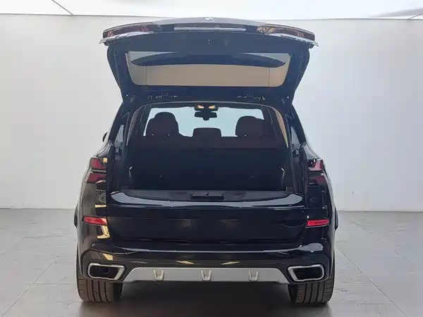 BMW X5 2024