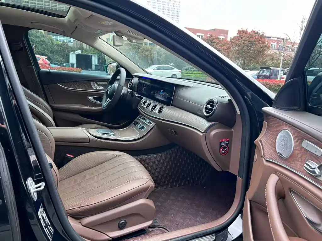 Mercedes-Benz E-Class 2020 — фото 5