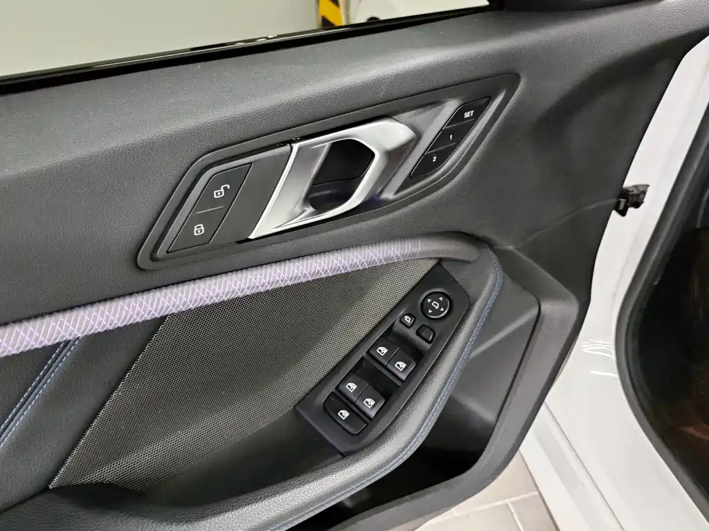BMW 2 Series 2023 — фото 16