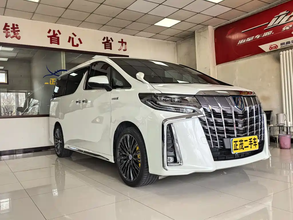 Toyota Alphard 2021 — фото 3