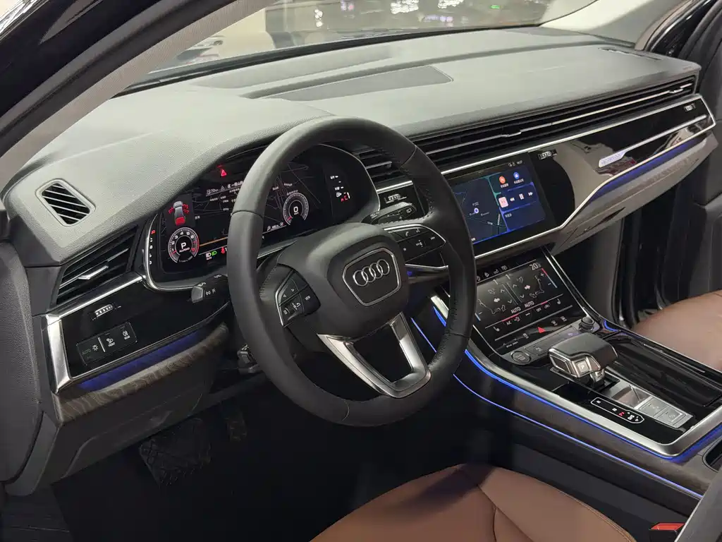 Audi Q7 2020 — фото 13