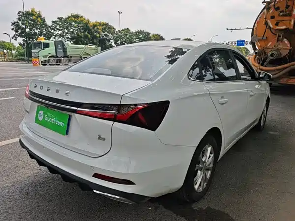 Roewe i5 2025