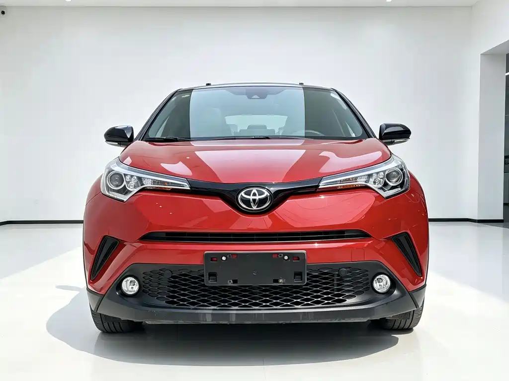 Toyota C-HR 2021 — фото 2