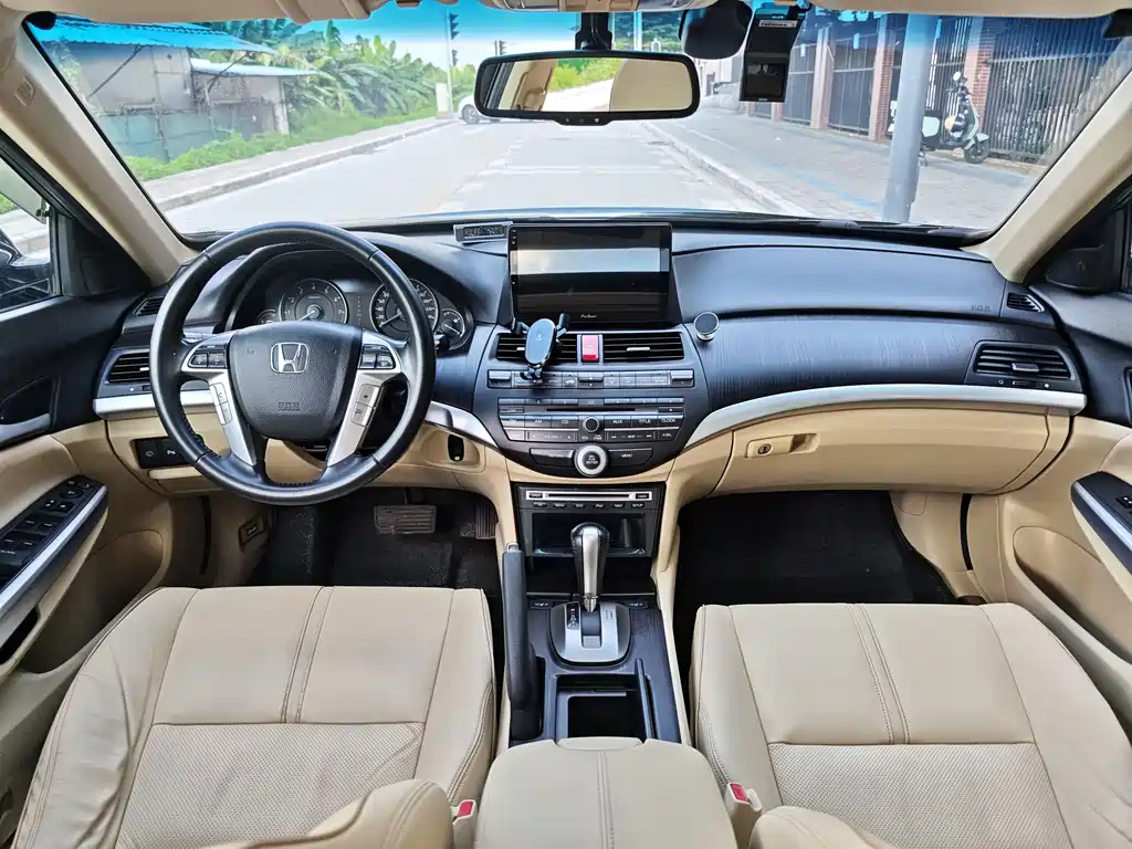 Honda Crosstour 2014 — фото 12